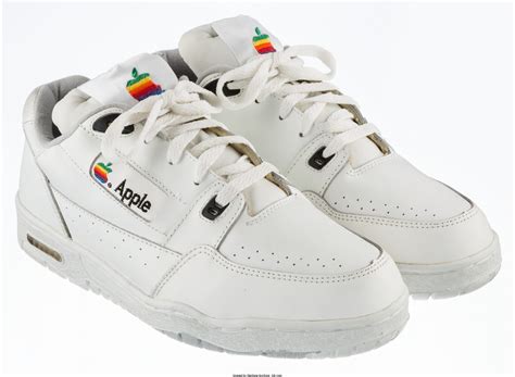 apple shoes 1990s